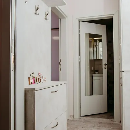 Rose Valley Apartment Kazanlŭk
