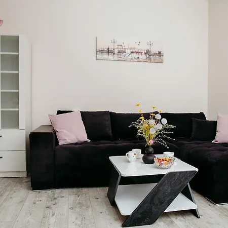 Rose Valley Apartment Kazanlŭk